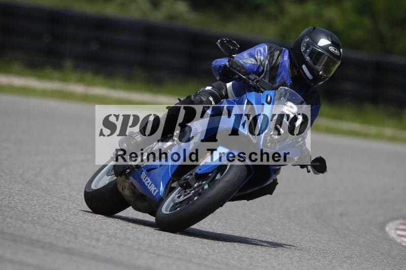 /Archiv-2024/29 12.06.2024 MOTO.CH Track Day ADR/Gruppe blau/21